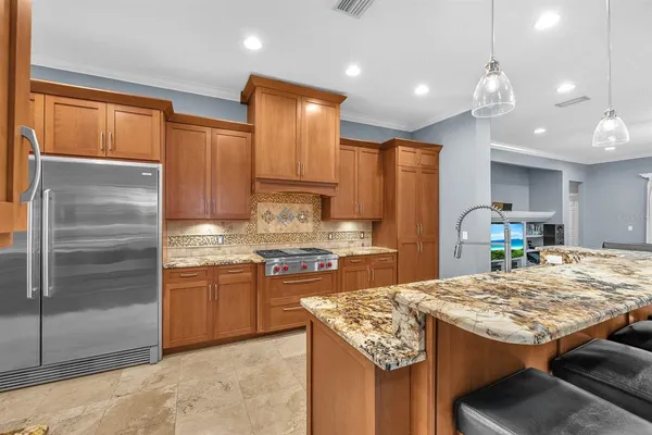 $725,000 | 5613 Lark Meadow Place, Lithia, FL 33547