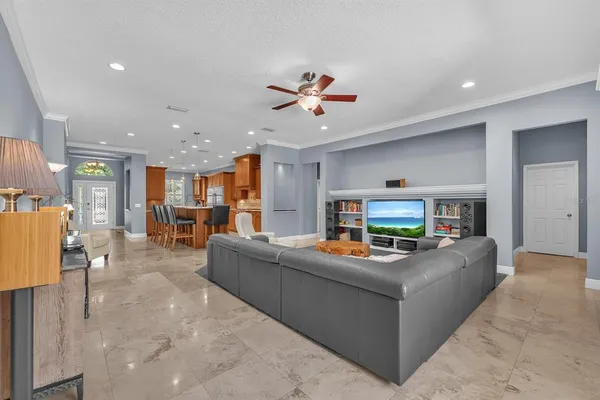 $725,000 | 5613 Lark Meadow Place, Lithia, FL 33547