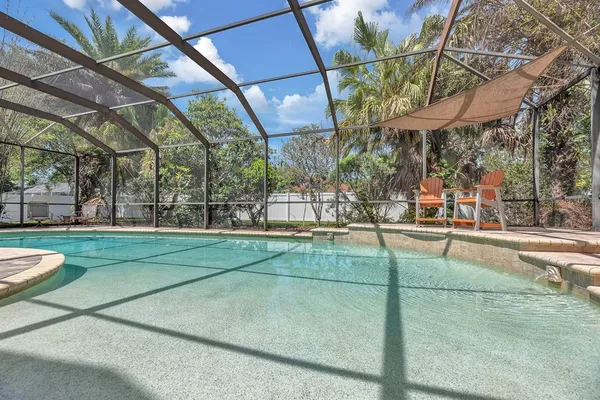 $725,000 | 5613 Lark Meadow Place, Lithia, FL 33547