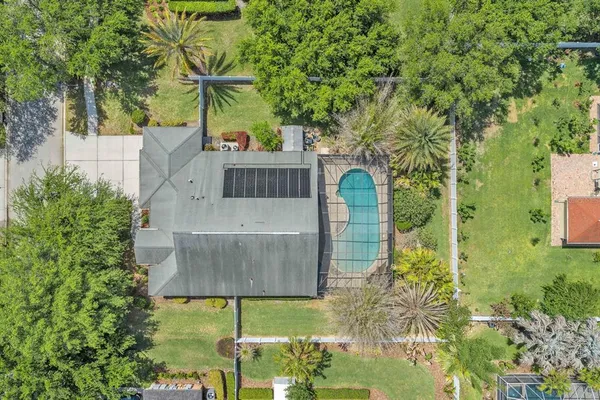 $725,000 | 5613 Lark Meadow Place, Lithia, FL 33547