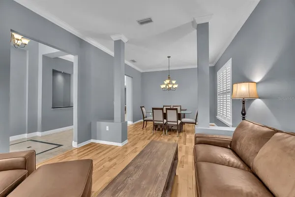 $725,000 | 5613 Lark Meadow Place, Lithia, FL 33547