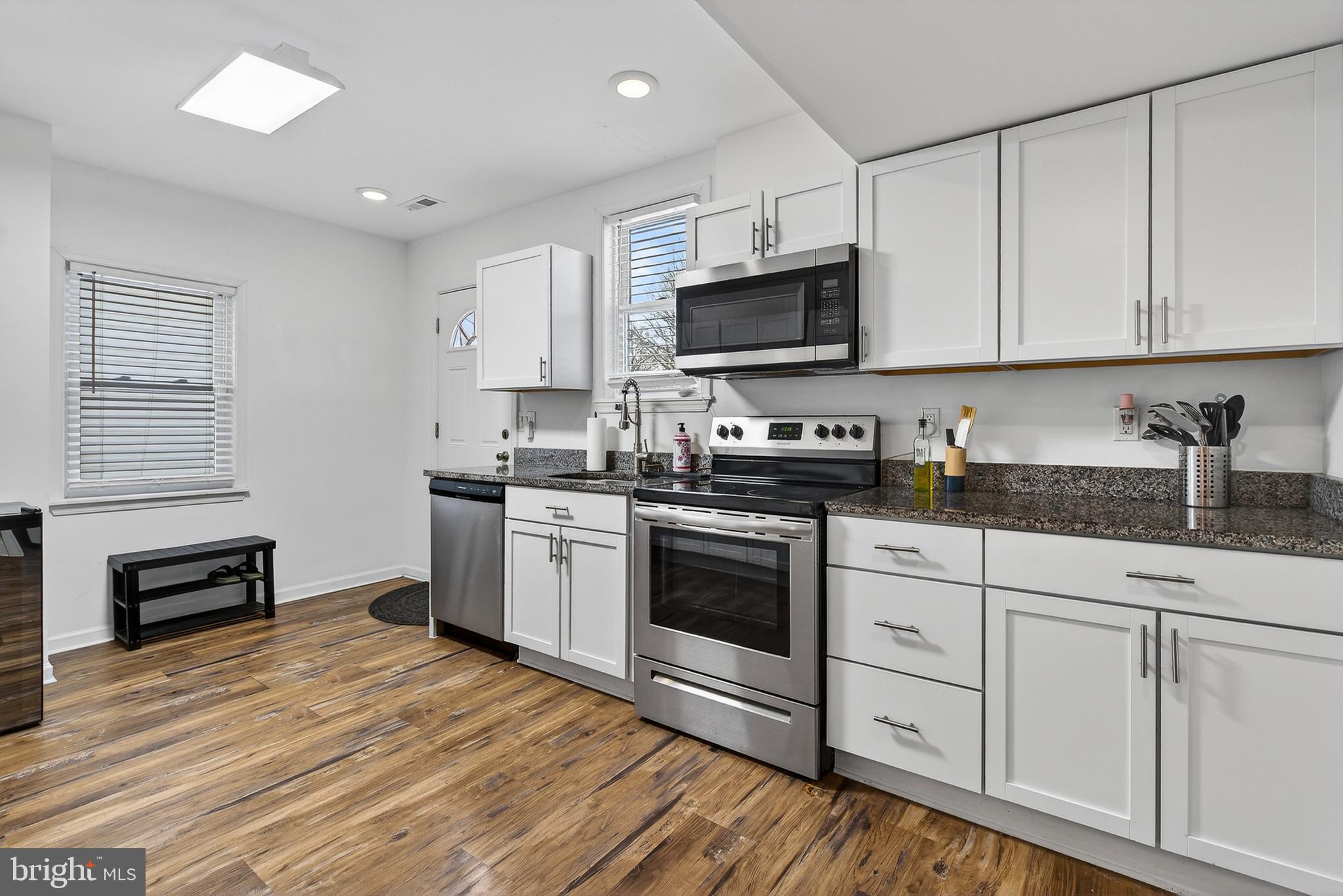 2524 Sycamore Avenue Sparrows Point, MD 21219 - Photo 18 of 45 Kitchen