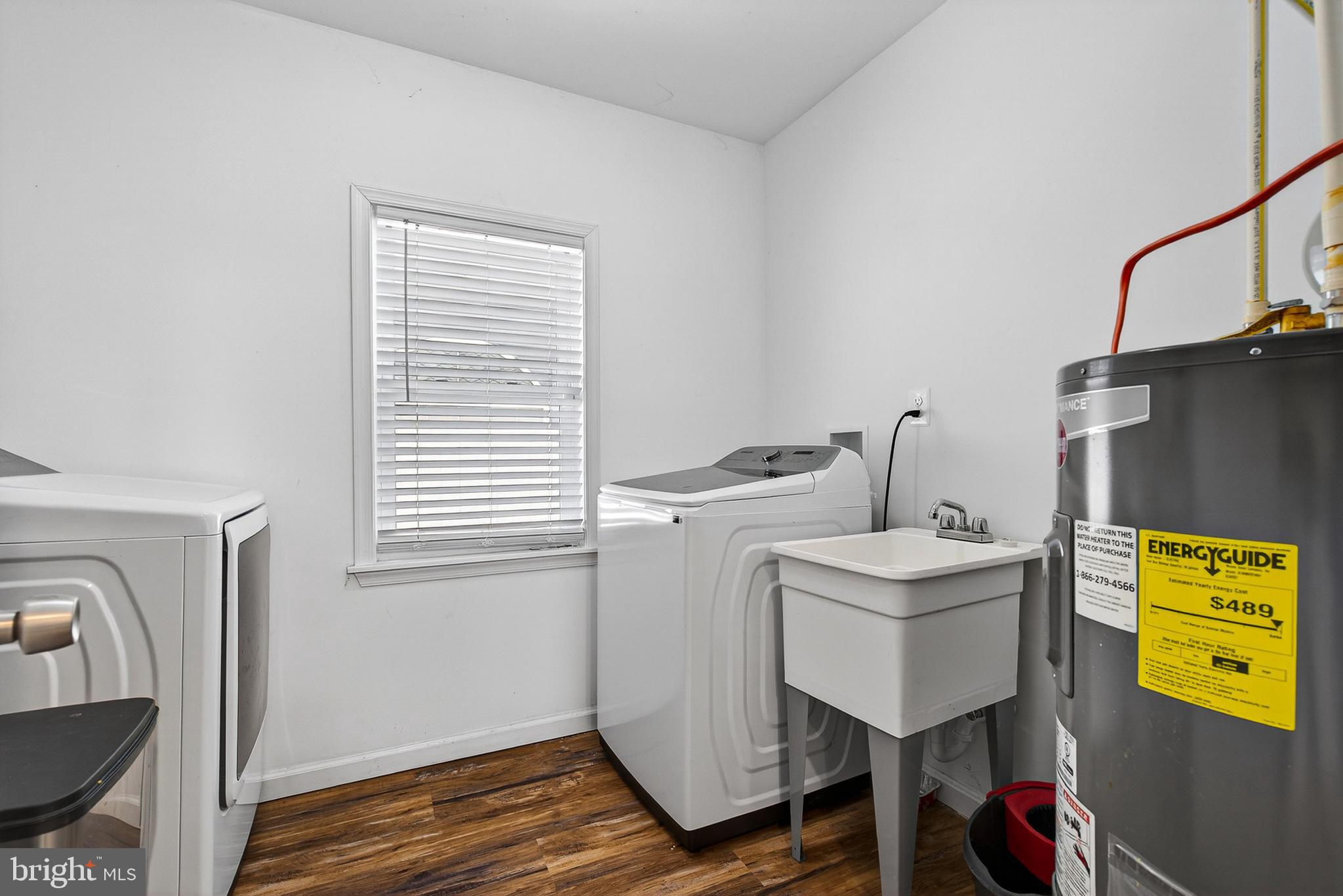 2524 Sycamore Avenue Sparrows Point, MD 21219 - Photo 21 of 45 Laundry Room
