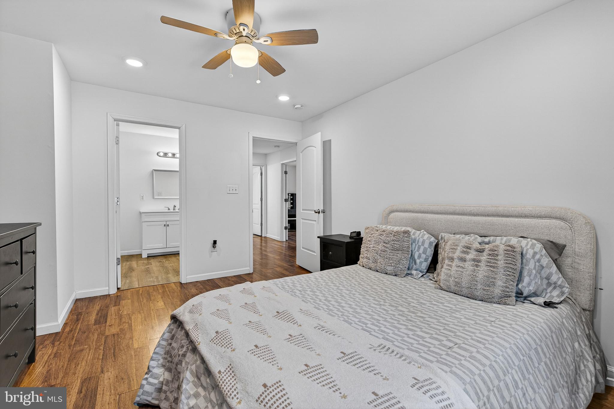 2524 Sycamore Avenue Sparrows Point, MD 21219 - Photo 25 of 45 Primary Bedroom