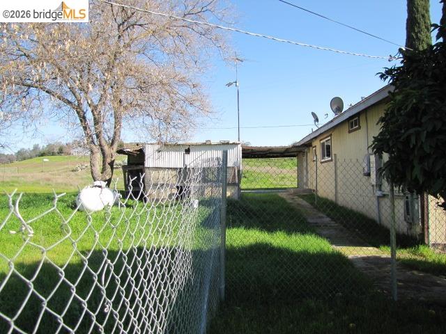 1943 South Ranchero Road Valley Springs, CA 95252 - Photo 7 of 21 a view of a backyard