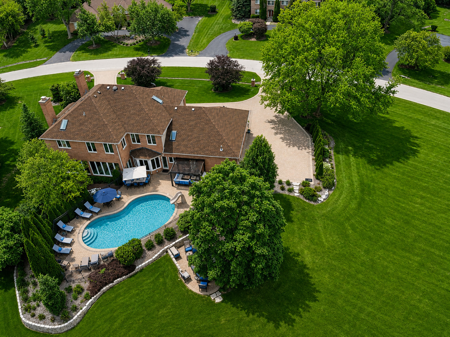 1710 Galloway Circle Inverness, IL 60010 - Photo 2 of 57
