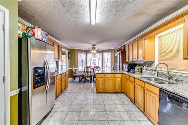 $344,999 | 1245 Shamrock Hill Circle, Loganville, GA 30052