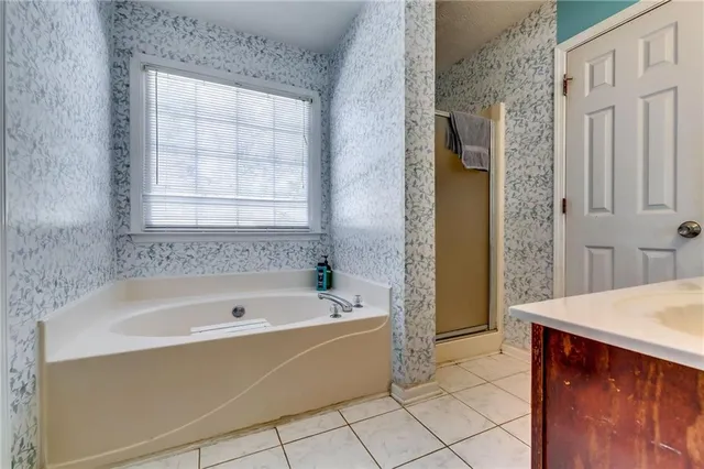 $344,999 | 1245 Shamrock Hill Circle, Loganville, GA 30052