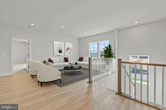 $899,990 | 1925 River Heritage Boulevard, Dumfries, VA 22026