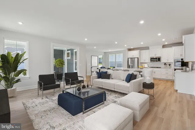 $899,990 | 1925 River Heritage Boulevard, Dumfries, VA 22026