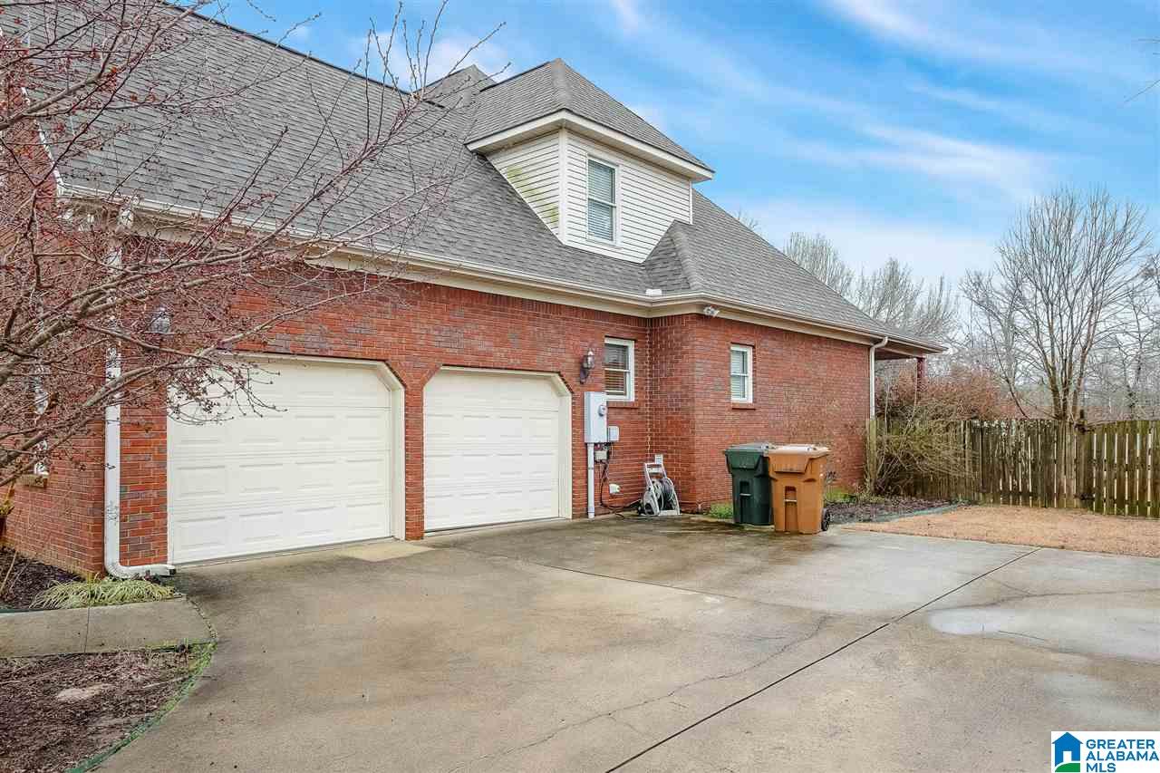402 Fieldcrest Street Hartselle, AL 35640 - Photo 11 of 44