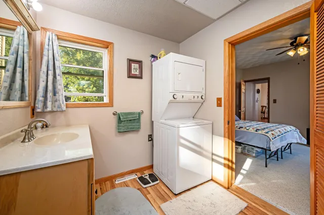 $255,000 | 49548 170th Street, Easton, MN 56025