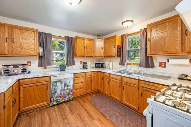 $255,000 | 49548 170th Street, Easton, MN 56025