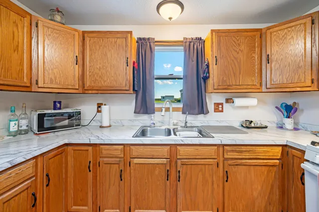 $255,000 | 49548 170th Street, Easton, MN 56025