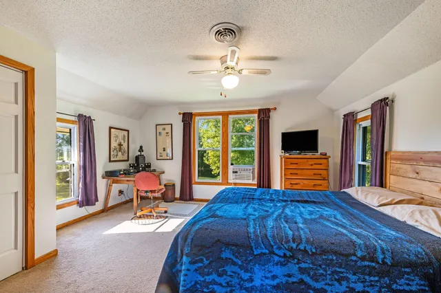 $255,000 | 49548 170th Street, Easton, MN 56025