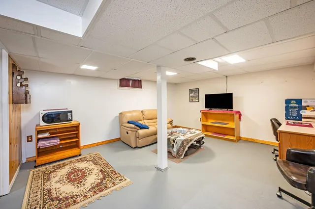 $255,000 | 49548 170th Street, Easton, MN 56025