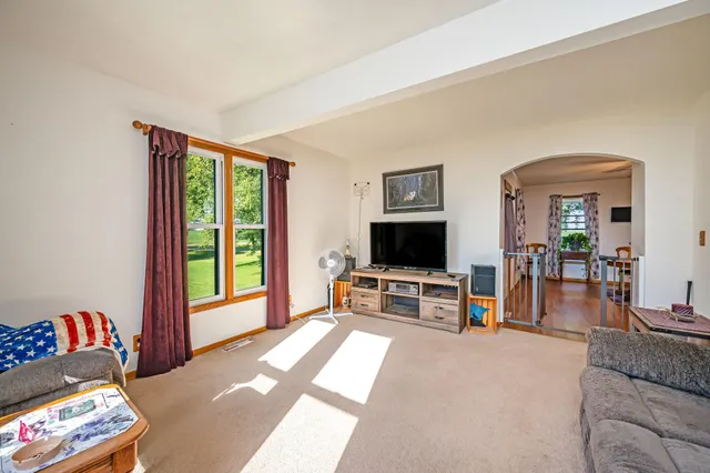 $255,000 | 49548 170th Street, Easton, MN 56025