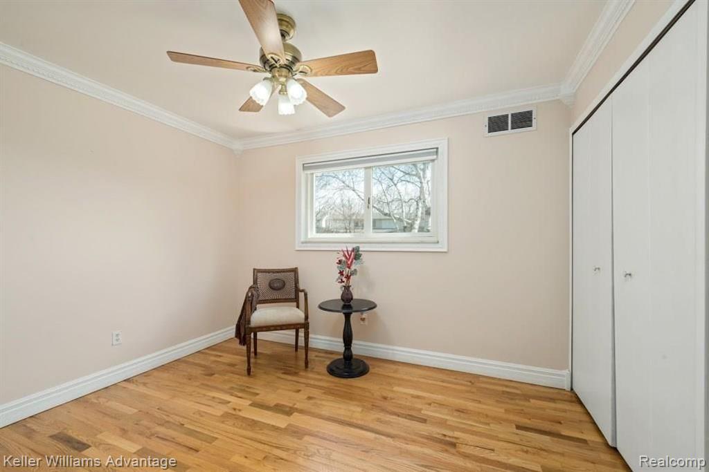 7588 Kingsbridge Road Canton, MI 48187 - Photo 17 of 33