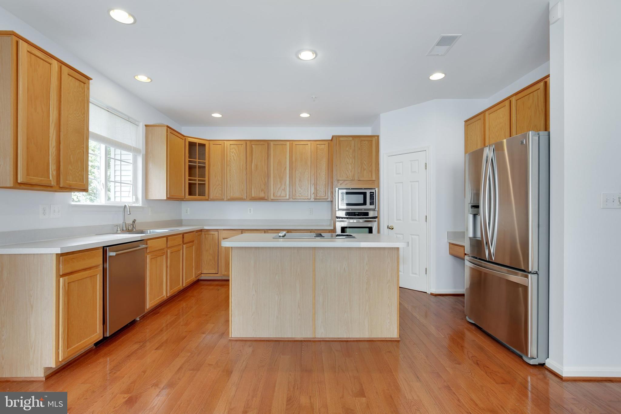 18832 Broken Oak Road Boyds, MD 20841 - Photo 14 of 41