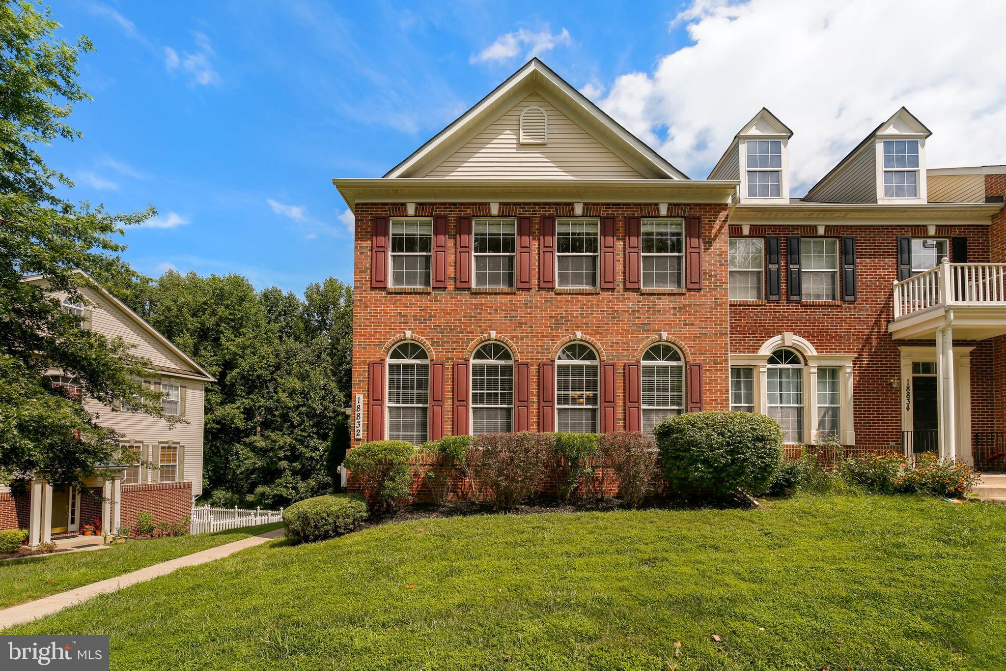 18832 Broken Oak Road Boyds, MD 20841 - Photo 3 of 41