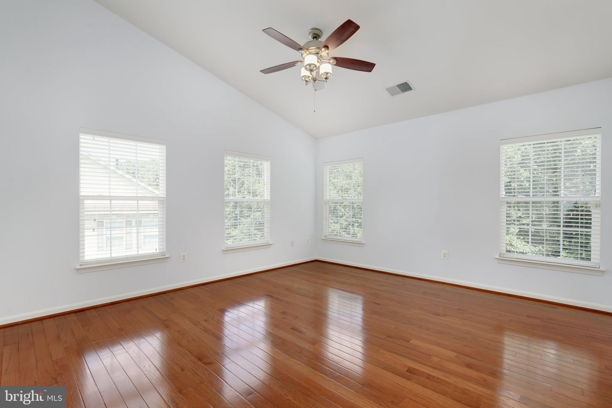 18832 Broken Oak Road Boyds, MD 20841 - Photo 23 of 41