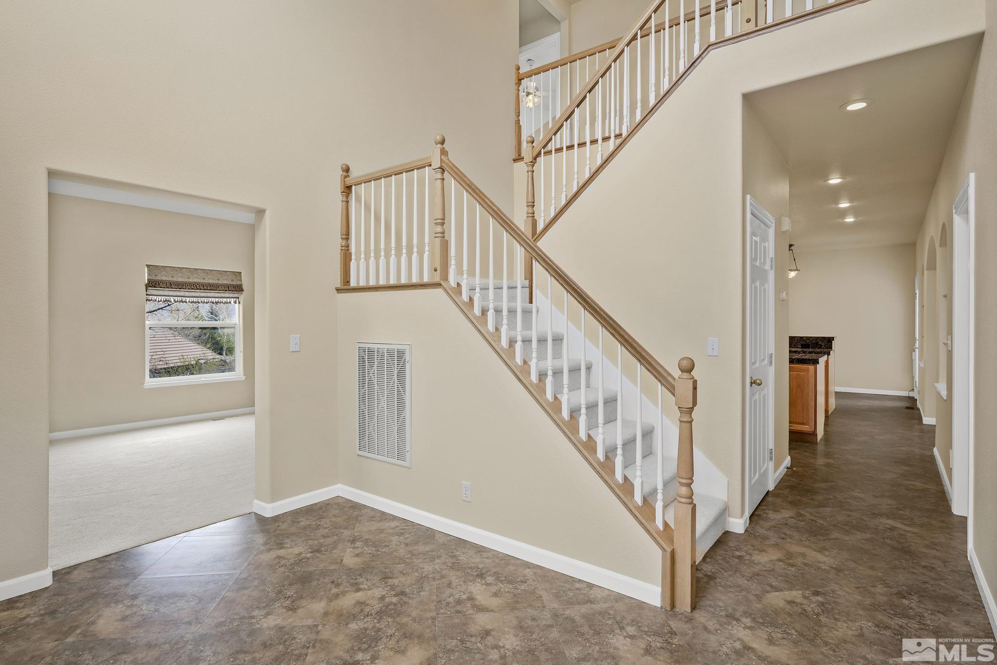 2170 Snowmass Drive Reno, NV 89511 - Photo 4 of 37 Photo 4