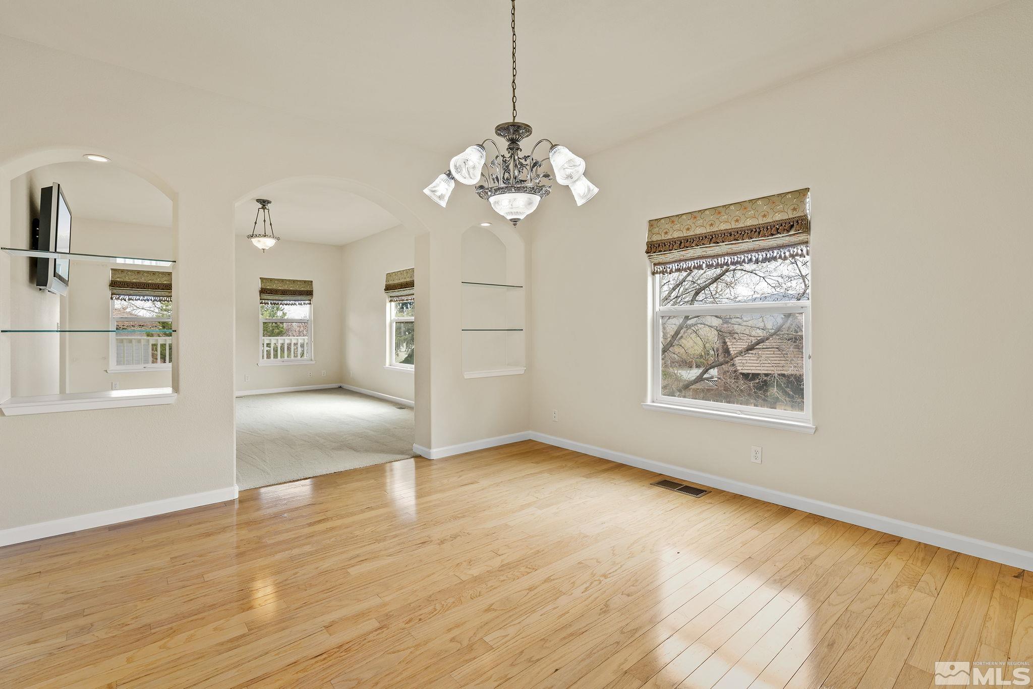 2170 Snowmass Drive Reno, NV 89511 - Photo 7 of 37 Photo 7