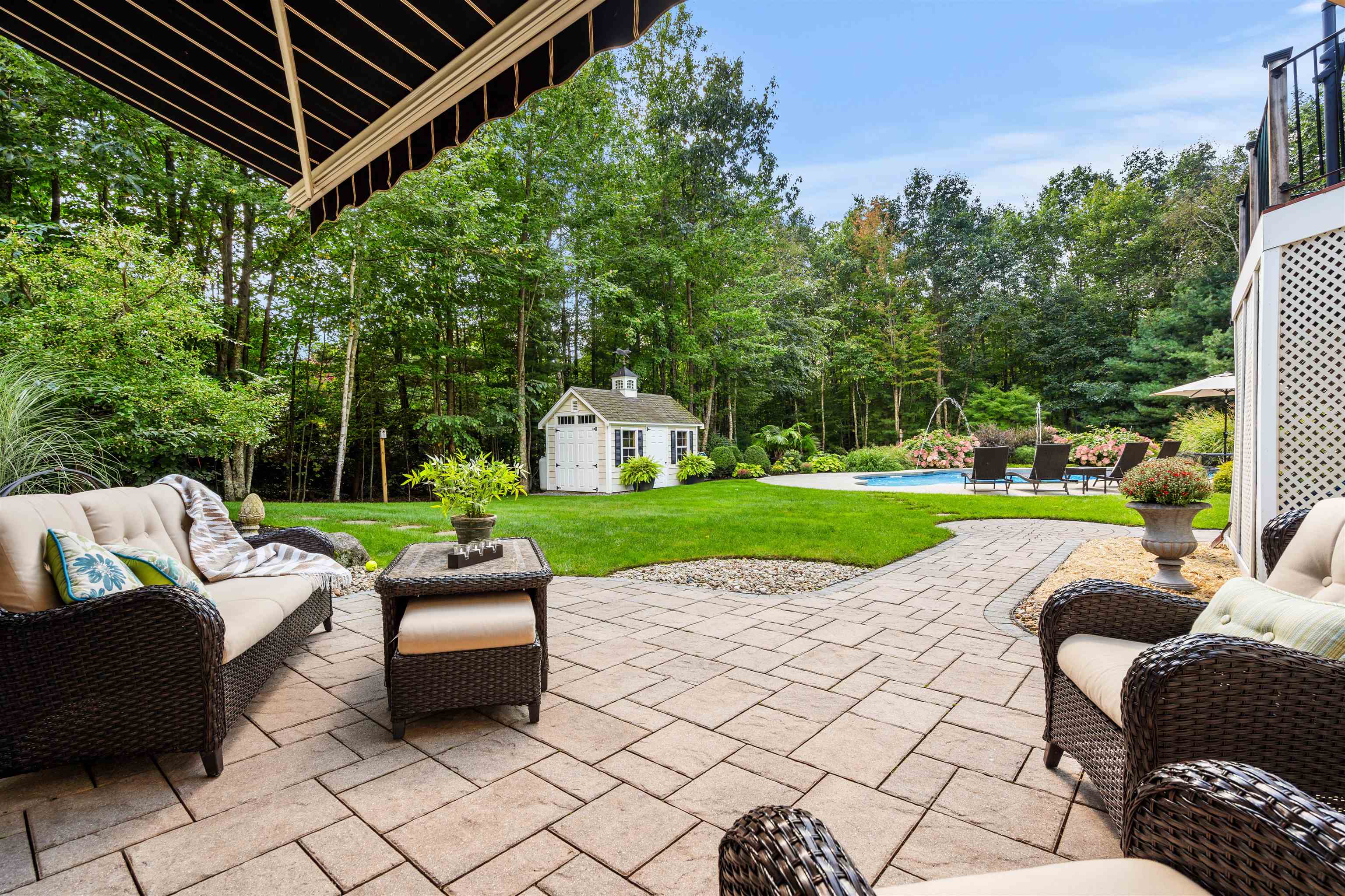 87 Brick Mill Road Bedford, NH 03110 - Photo 10 of 60