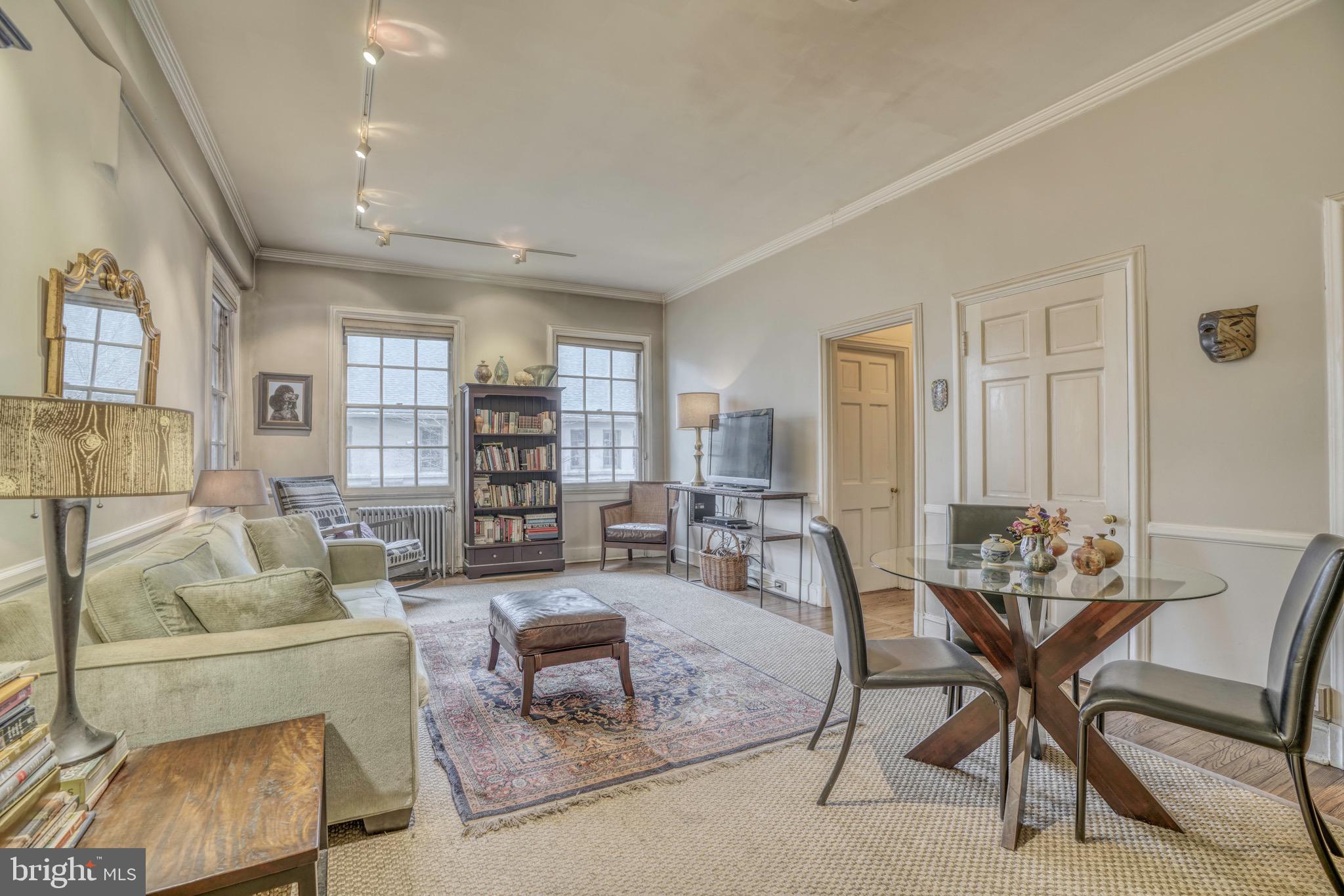 6 Upland Road, Unit Q1 Baltimore, MD 21210 - Photo 3 of 46