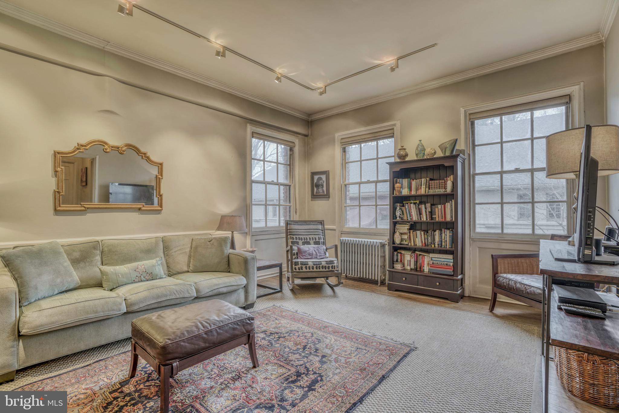 6 Upland Road, Unit Q1 Baltimore, MD 21210 - Photo 9 of 46