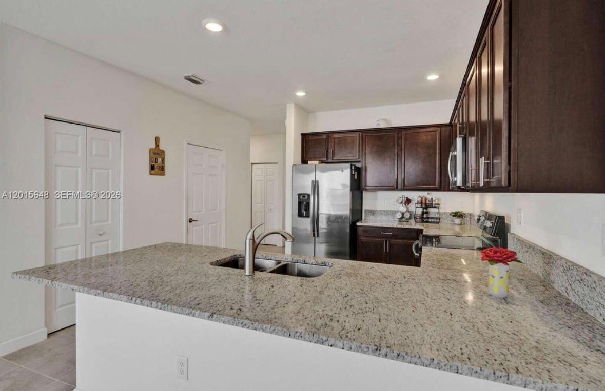 3460 West 103rd Terrace Hialeah, FL 33018 - Photo 13 of 46