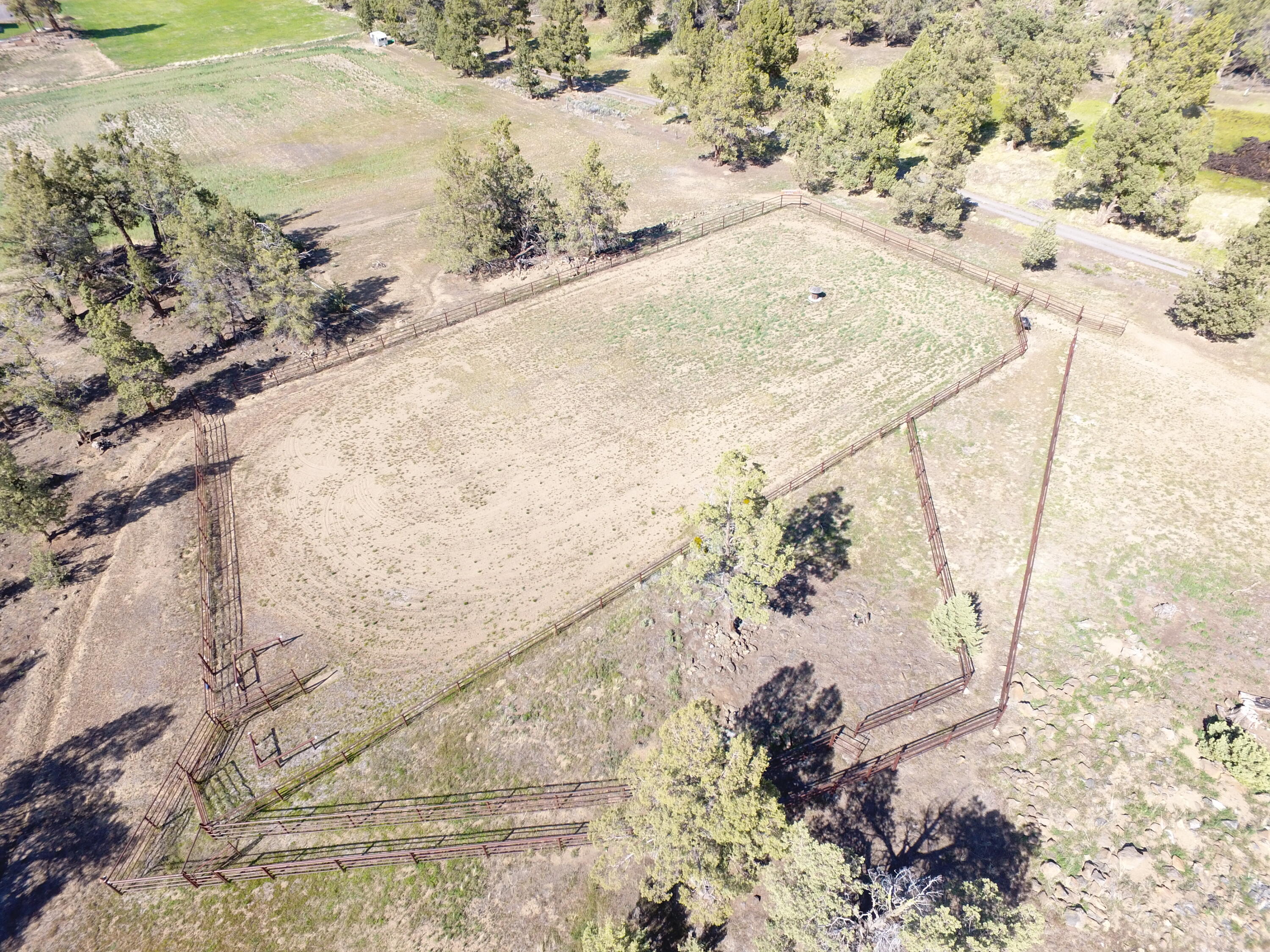 62244 Byram Road Bend, OR 97701 - Photo 29 of 36 DJI_0002