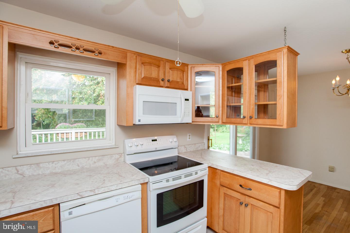 518 Upper Stump Road Chalfont, PA 18914 - Photo 20 of 62 a kitchen with a stove a sink and a microwave