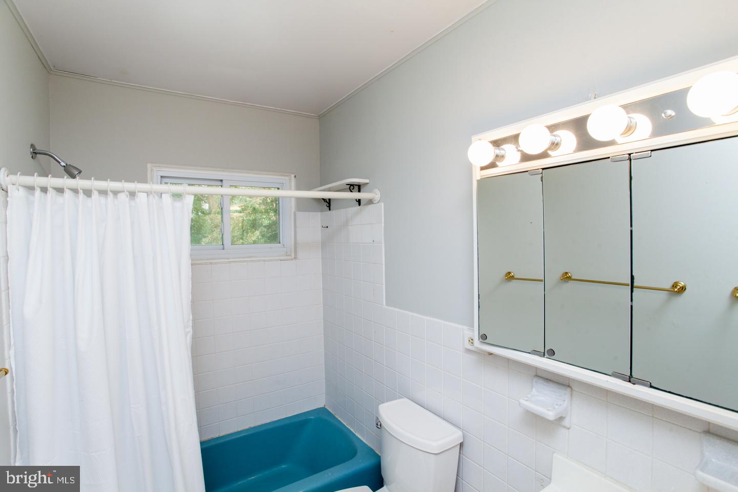 518 Upper Stump Road Chalfont, PA 18914 - Photo 40 of 62 a bathroom with a shower and a toilet