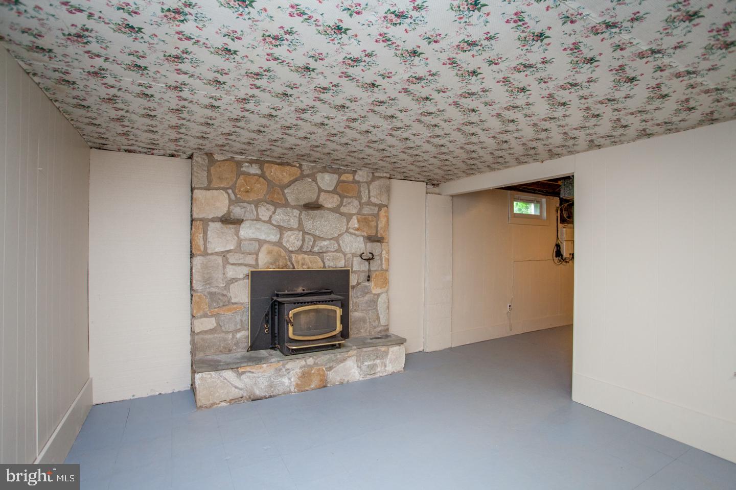 518 Upper Stump Road Chalfont, PA 18914 - Photo 42 of 62 a room with a fireplace