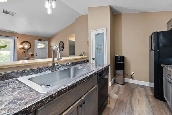 $439,800 | 906 Villa Terrace, Brentwood, CA 94513
