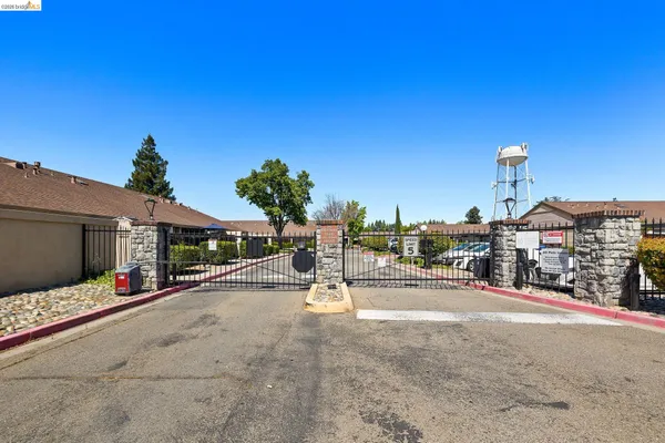 $450,000 | 906 Villa Terrace, Brentwood, CA 94513