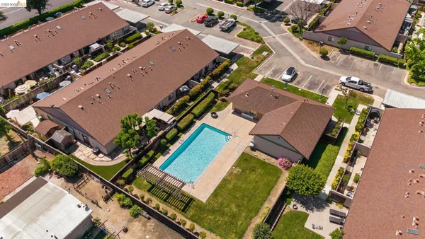 $450,000 | 906 Villa Terrace, Brentwood, CA 94513