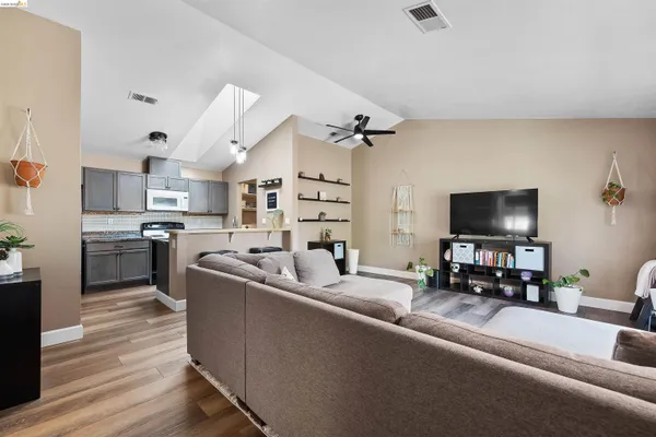 $450,000 | 906 Villa Terrace, Brentwood, CA 94513