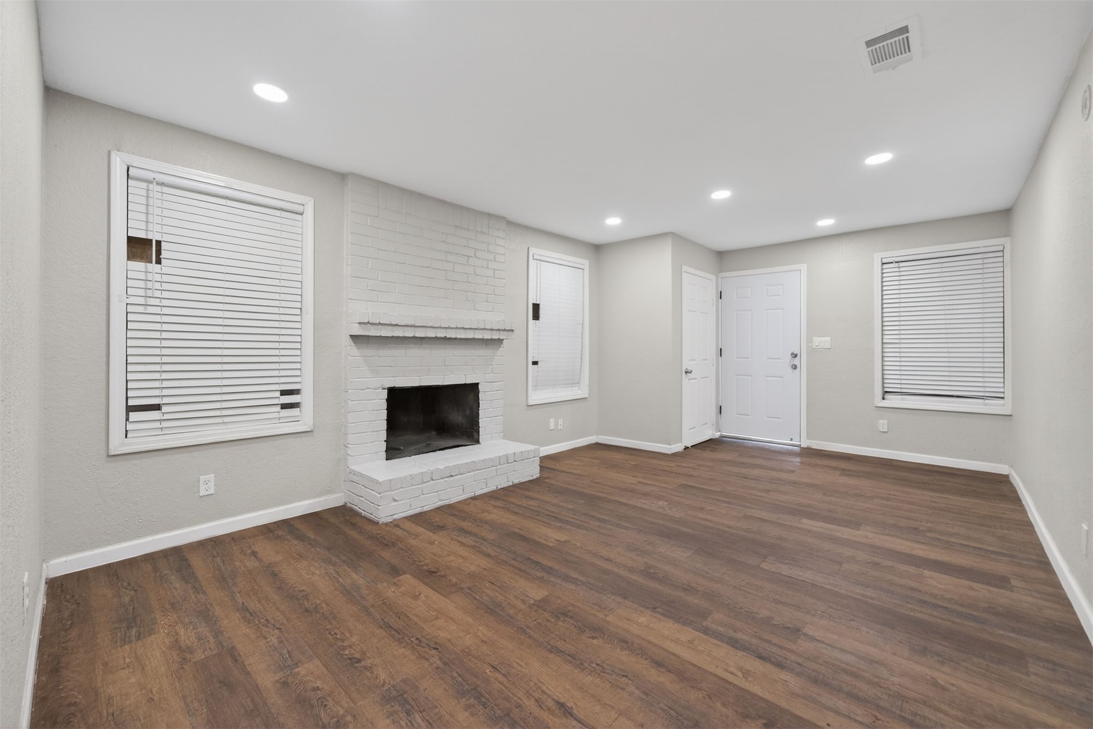 428 Gans Street Houston, TX 77029 - Photo 3 of 35