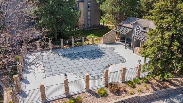 $225,000 | 2575 South Syracuse Way, Unit M206, Denver, CO 80231