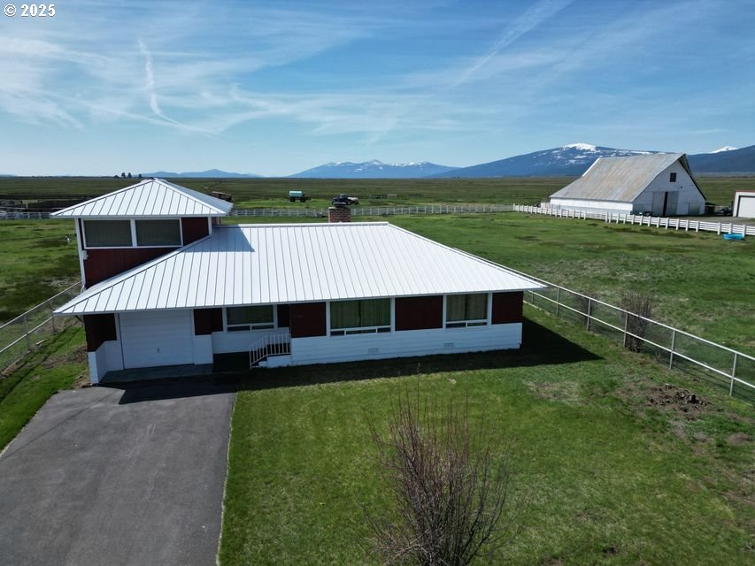 9800 Sevenmile Road Fort Klamath, OR 97626 - Photo 1 of 40 Gallery Image 1