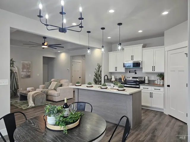 $369,000 | 1212 Bronze Drive, Rupert, ID 83350