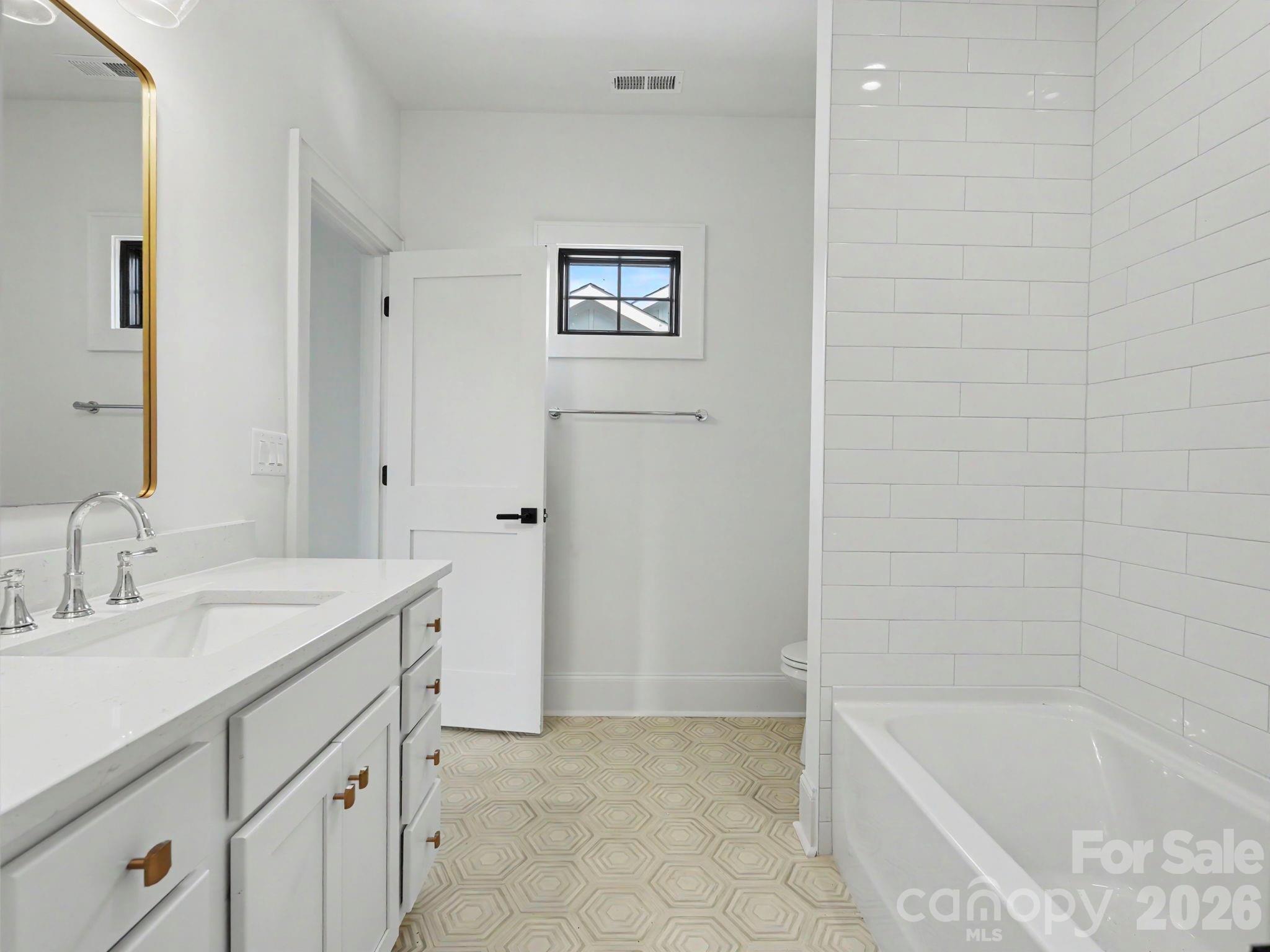 5963 Gate Post Road Charlotte, NC 28211 - Photo 39 of 48 Gallery Image 39