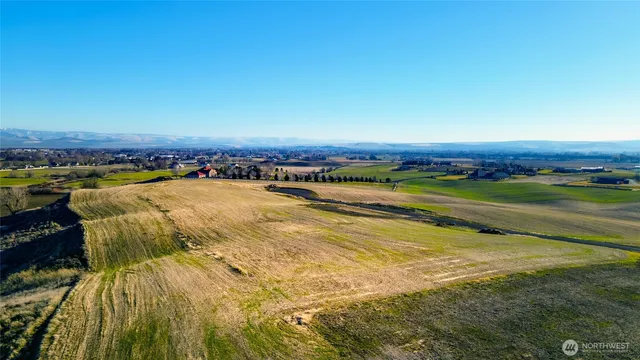 $825,000 | 5 Ledgestone Drive, Walla Walla, WA 99362