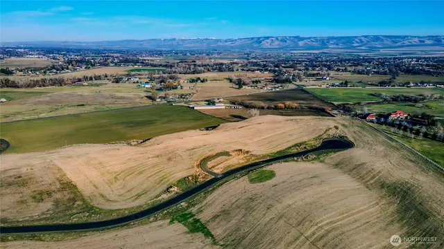 $825,000 | 5 Ledgestone Drive, Walla Walla, WA 99362