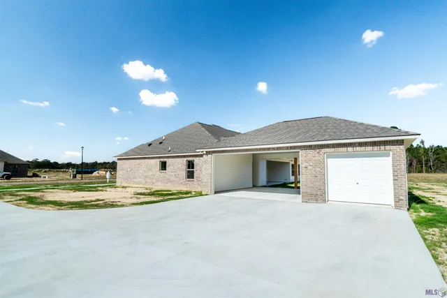 $505,000 | 24162 Red Tail Lane, Denham Springs, LA 70726