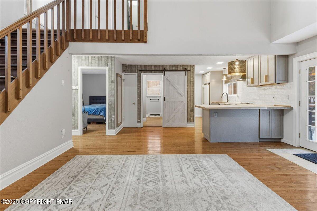 48 Buckhill Road Albrightsville, PA 18210 - Photo 10 of 38 Living room