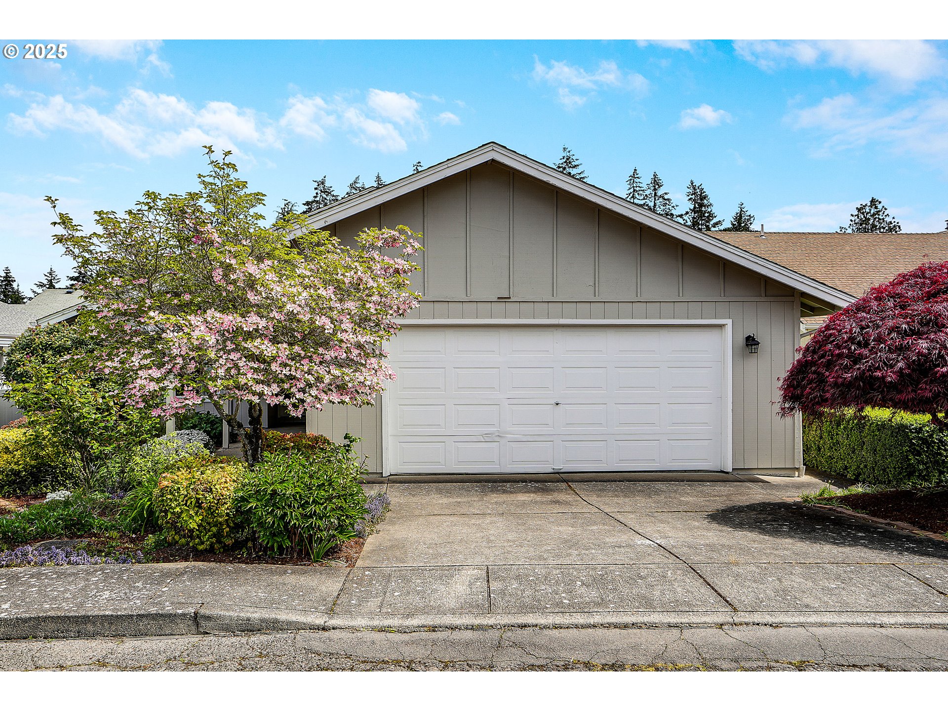 1663 Sunrise Circle Salem, OR 97304 - Photo 1 of 25 Gallery Image 1