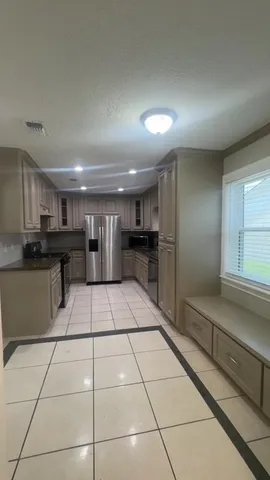 $2,200 | 12610 Bexley Drive, Houston, TX 77099